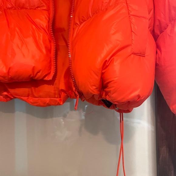 Good For Nothing puffer - Picture 3 of 5